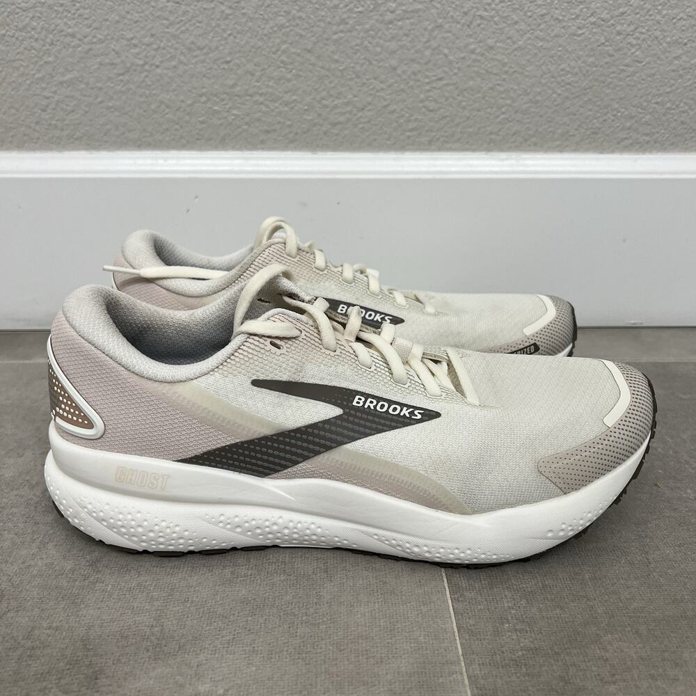 Brooks Ghost 16 Weatherized Womens 10B Almond Peach Running Sneaker Shoes